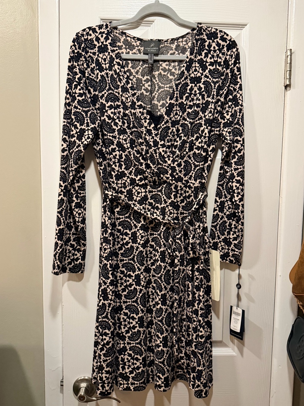 Adrianna Papell Black and Cream Long Sleeve Wrap Dress